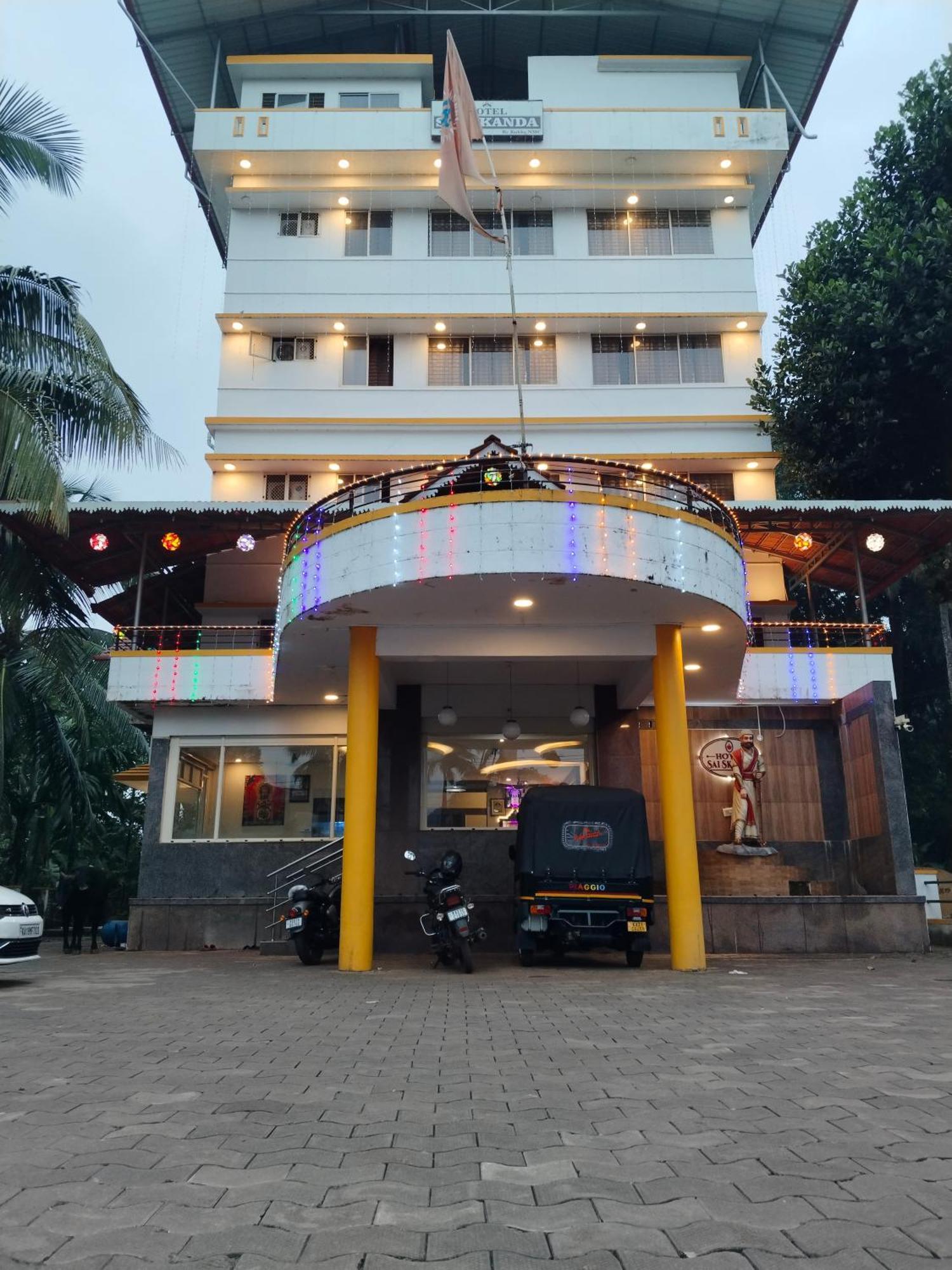 Sai Skanda Kukke Subrahmanya Esterno foto